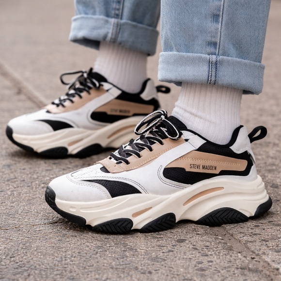 Steve Madden Shoes - Steve Madden Possession Chunky Dad Sneakers – Size 9.5M – Black/White/Beige